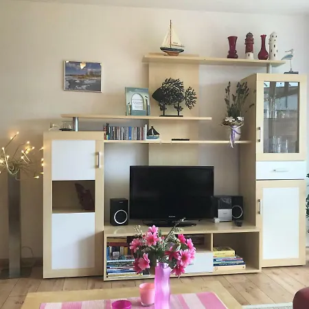 Ferienwohnung Direkt Am Ryck- Naehe Uni Und Kliniken Greifswald Exterior photo
