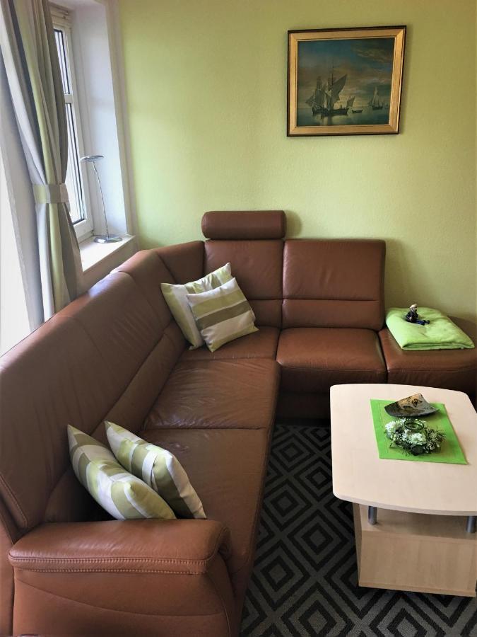 Apartment Direkt Am Ryck- Naehe Uni Und Kliniken Greifswald
